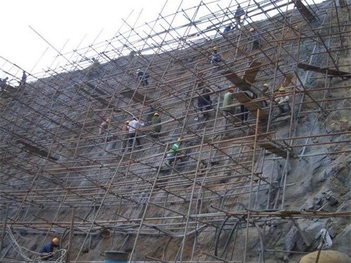 白云鄂博矿区公路桩基检测