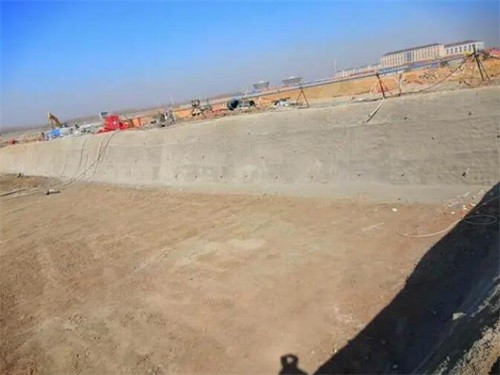 白云鄂博矿区高铁桩基础建设